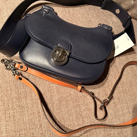 Elegant Black Leather Women's Bag - Picture 5 of 5